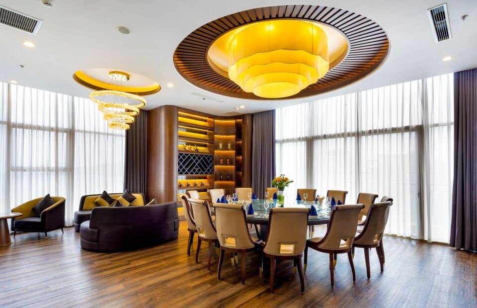 Mo.re VIP Restaurant tầng 28