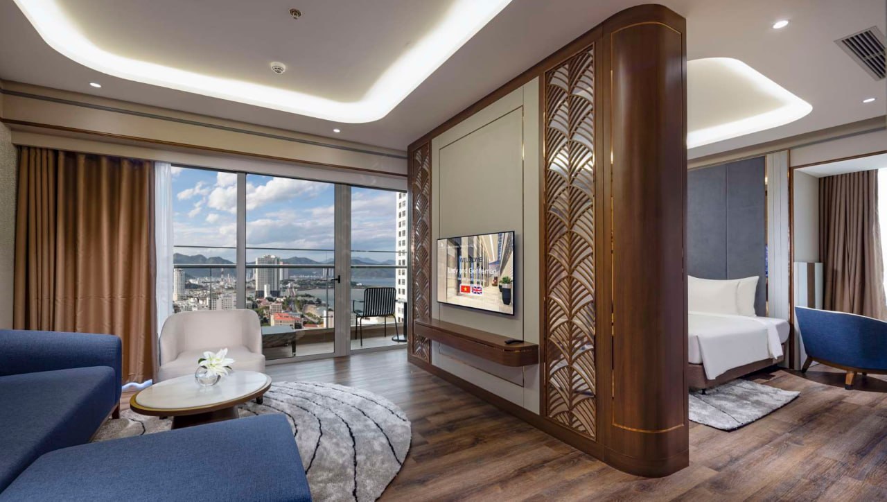 Executive Club Suite Sea View